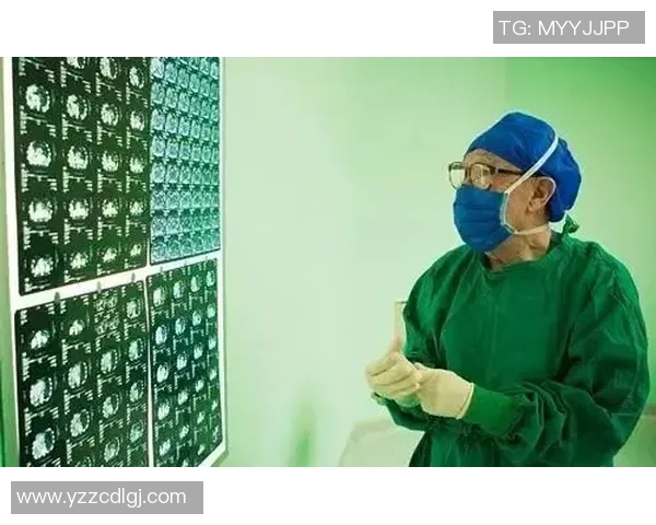 梅罗足球明星相框打造你的专属足球纪念空间,尽显球场传奇风采 梅罗足球明星相框打造你的专属足球纪念空间,尽显球场传奇风采